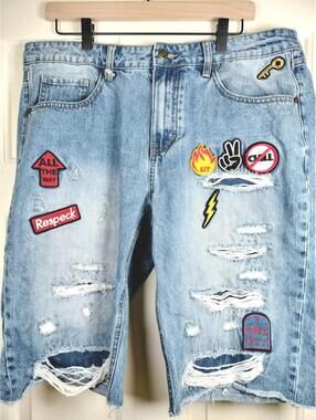 Born Fly Mens 36 Distressed Denim Shorts Patches Streetwear Light Wash Jorts